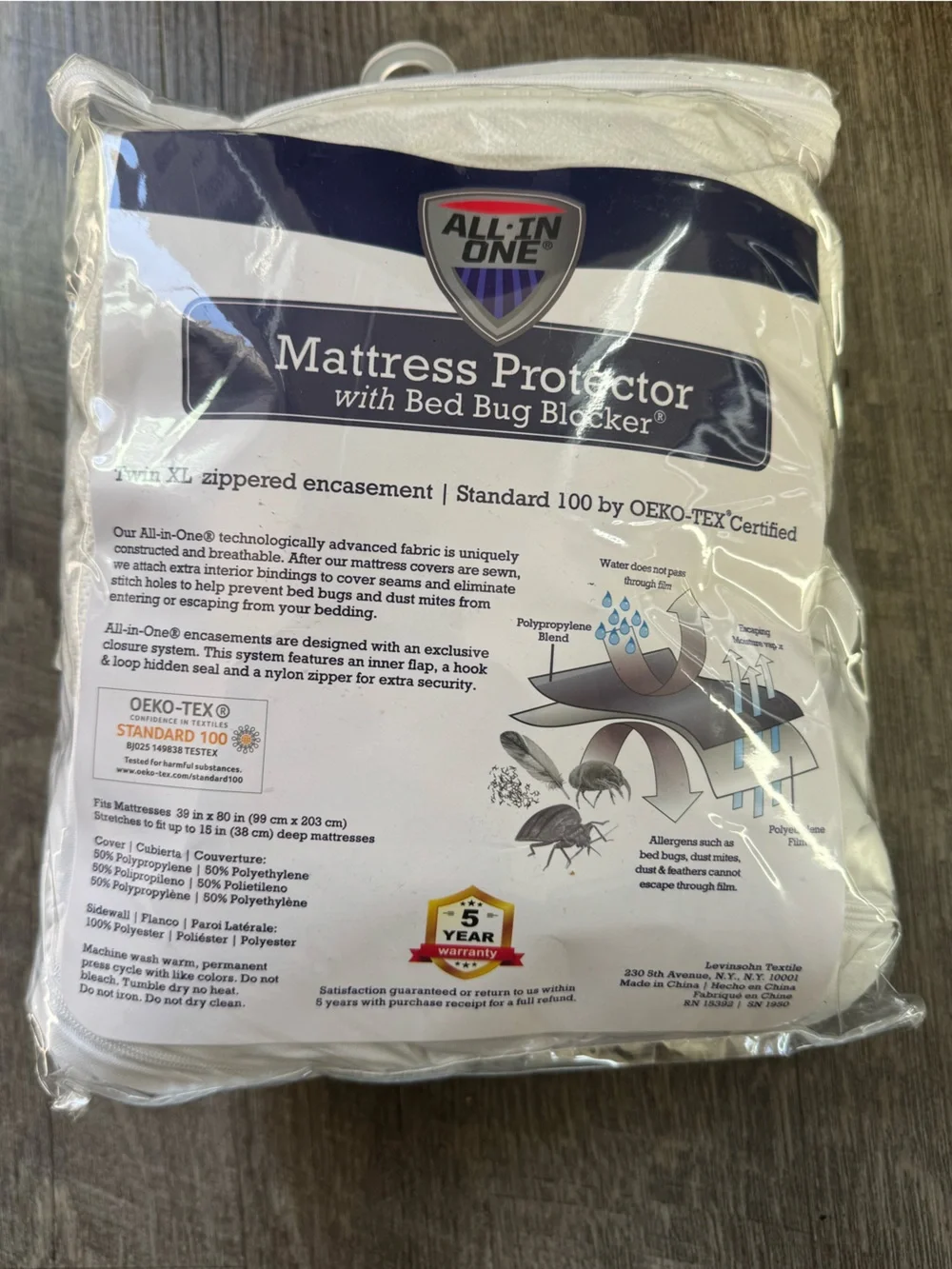 Mattress Protector with Bed Bug Blocker - White Twin XL